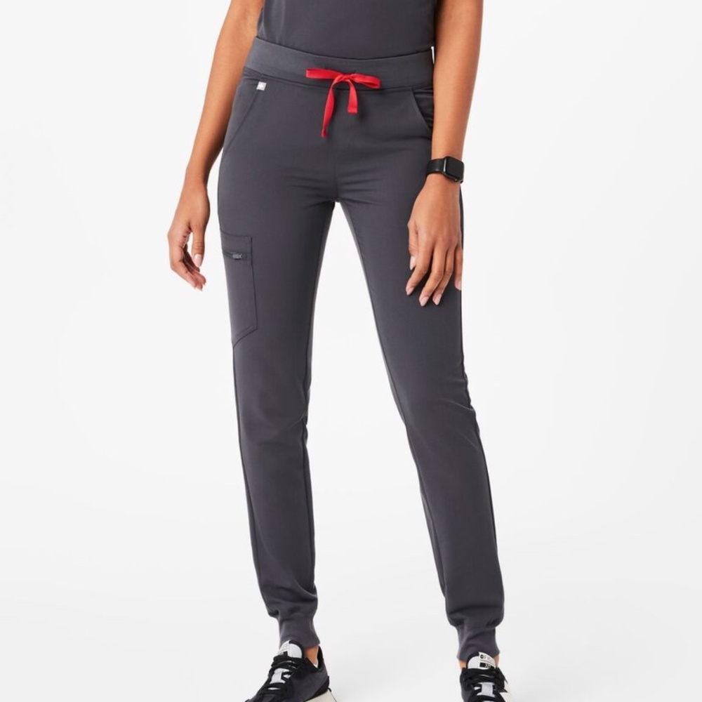 FIGS Zamora Jogger Scrub Pants